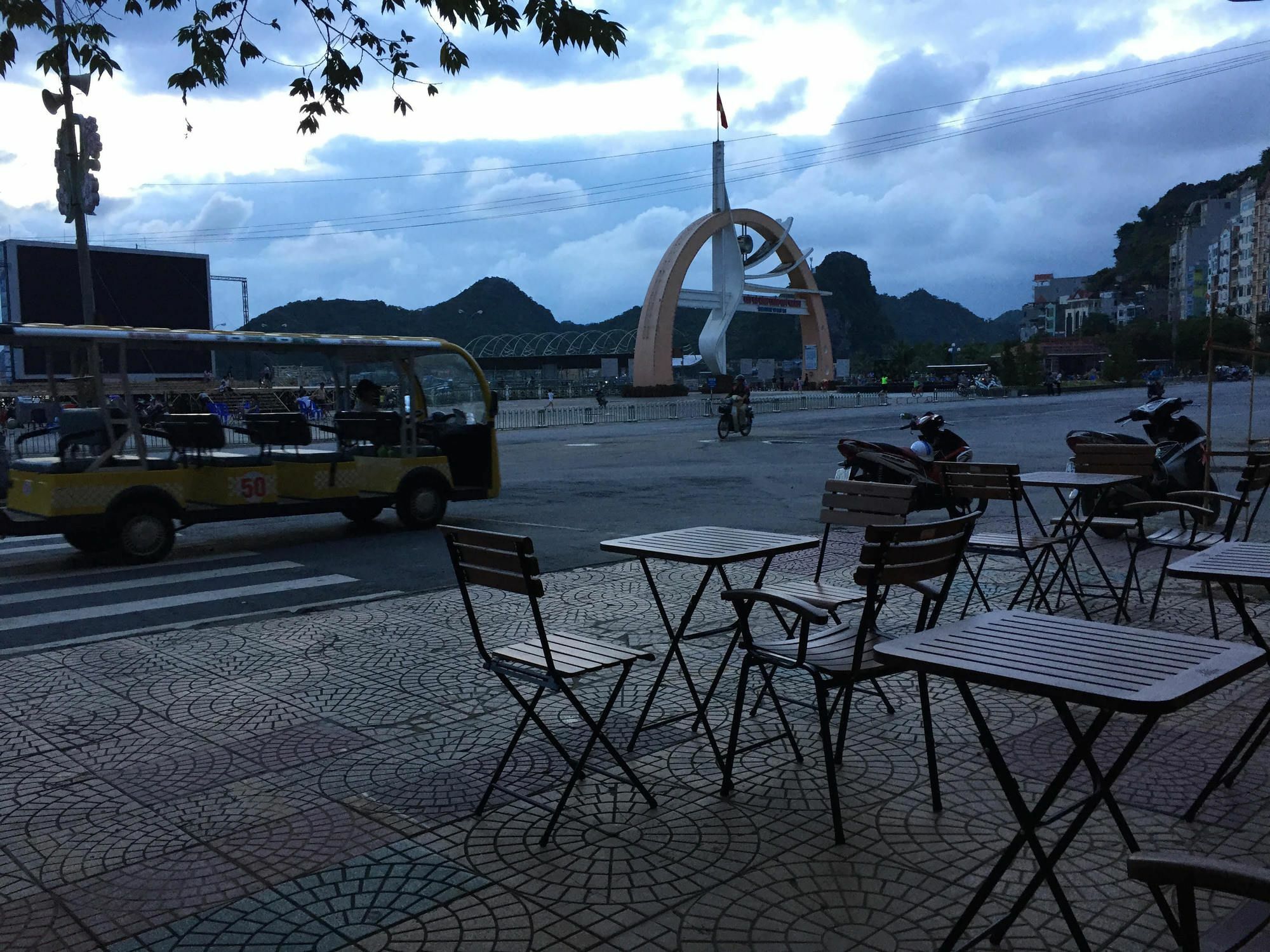 Catba Dream Hotel Dong Khe Sau Extérieur photo